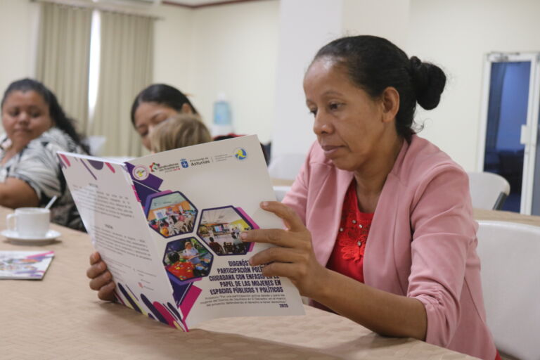 Las mujeres de Jiquilisco toman la palabra